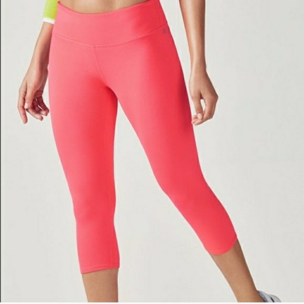 Fabletics Capri pants - Picture 5 of 5